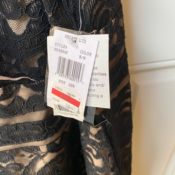 NWT 22W Embroidered Dress - Picture 6 of 8